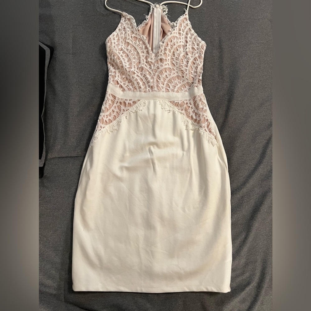 Womens white dress. Size Small
